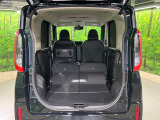 普段のお買い物や通勤、送迎等に十分な荷室スペースを確保しております。セカンドシートを倒すと、大きな荷物の積載も可能です♪
