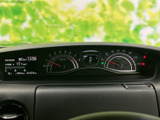 視認性の高いメーターで、運転に必要な情報を的確に把握できます。運転状況が一目でわかる、優れたデザインです。