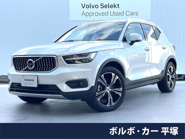 XC40 B4 AWD インスクリプション 4WD 