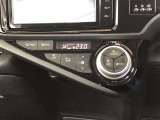 オートエアコンを装着しておりますので車内をお好みの快適な温度に保つことが可能です!
