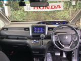 フロントガラスが大きく、ワイドな視界で運転もしやすくなるように、設計されています。