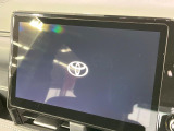 【10.5インチ ディスプレイオーディオ】大画面のディスプレイはAppleCarPlayやAndroidAutoが利用可能。大きな画面でスマホナビアプリ等が利用いただけます♪
