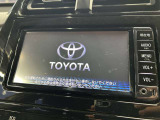 【純正ナビ】人気の純正ナビを装備しております。ナビの使いやすさはもちろん、オーディオ機能も充実!キャンプや旅行はもちろん、通勤や買い物など普段のドライブも楽しくなるはず♪