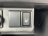 運転席にはシートヒーター、寒い日もぬくぬくドライブ☆