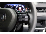 Hondaセンシングの機能のひとつ、アダプティブクルーズコントロール付!アクセルから足を離しても設定したスピードと前車との車間を保ち走行してくれます!車線維持もアシスト☆高速道路で疲労軽減ですね☆