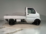その他にも各種保険、お車の買取(T-UP)、JAF、TSカード、携帯電話などの取扱いをしております。詳しくはスタッフにお尋ねください。