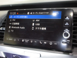 ナビゲーションはホンダコネクトディスプレイを装着しております。AM、FM、Bluetooth、フルセグTVがご使用いただけます。初めて訪れた場所でも道に迷わず安心ですね!