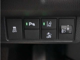◆パーキングセンサーシステム◆車庫入れの時などに近くに障害物がある場合、障害物までの距離を音で知らせてくれます。