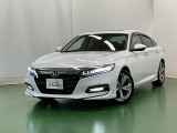 新しいハイブリッドシステムe:HEVは市街地走行では電気自動車に近いハイブリッドシステムでモーターが主役で走行します。充電の為にエンジンが始動しても優れた遮音性能で車内はとても静かで快適です