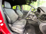 運転席シート廻りは使用感も少なく、良好な状態となっています。丁寧に使われていたことがよくわかりますね。