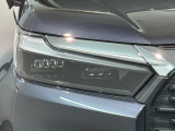 LEDヘッドライトは、点灯の瞬間から最大光量を発揮し、突然暗くなるトンネルなどでの安定感を高めます。