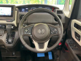 【純正革巻きステアリング】上質な革を使用することで、手にしっかり馴染みとても運転しやすいハンドルです♪