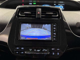 バックガイドモニター(リバース連動)で、後方を確認しながら安心して駐車することができます。運転初心者も熟練者も必須の機能ですよ!