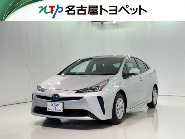 トヨタ プリウス 