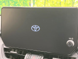 【10.5インチナビ】高級感とインパクトのある大画面ナビを装備。各種オーディオ操作はもちろん、スマホ連携もできる利便性の高いナビです♪