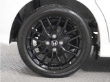 ◆純正アルミホイール装着車◆これで足元まわりも、おしゃれにきまります!