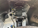 お車を安心してお乗りいただく為には、足回りの定期点検が欠かせません。サービスサポート(有償保証)では無料点検もご提供しており、安心のカーライフをお過ごしいただけるサポート体制が整っています。
