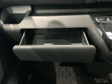 薄型のティッシュBOXなどが収納出来ます。小物入れとしても使えるので便利です。