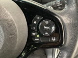 【アダプティブ・クルーズ・コントロール】予め設定した車速内でクルマが自動的に加減速。 前走車との適切な車間距離を維持しながら追従走行し、高速道路でのドライバーの疲労を軽減してくれる嬉しい機能付♪