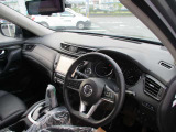 スッキリした運転席周り操作もしやすく各装置のコントロールができます。