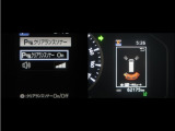 コーナーセンサーを装備。障害物までの距離に応じて警告音を変えてお知らせ。縦列駐車時や駐車場・車庫等での取り回しをサポートします。詳細は販売店スタッフまでお尋ね下さい。