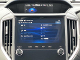 快適なドライブをサポートするナビゲーションシステムと、車内空間を豊かにする多彩なオーディオ機能。