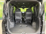 【パワーバックドア】スマートキーや運転席のボタンを押すだけでリアゲートが自動で開閉します!荷物を持っている時や、高い位置にあるバックドアを閉める際に便利な機能です♪