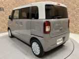 ■充実のアフターサービス■ 車の販売はもちろん、自社整備工場・自社鈑金工場・オイル交換&点検専門店舗を完備しておりますので納車後もお客様のカーライフをトータルでサポートいたします。