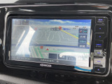 鮮明な高画質ディスプレイが、目的地までのナビゲーションをサポート。スムーズな道案内で、快適なドライブをサポートします。