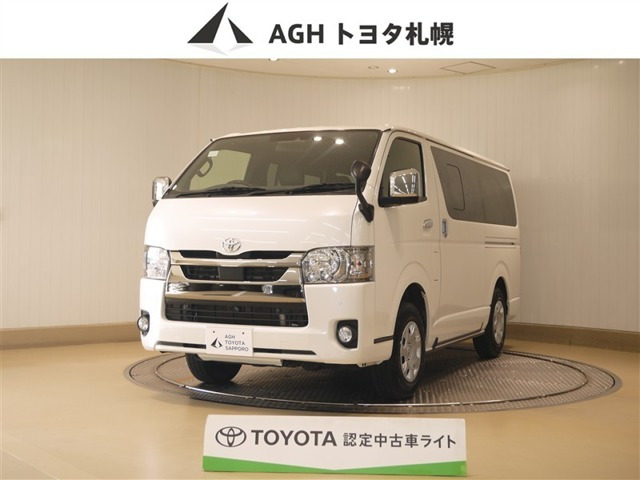 トヨタ ハイエースバン 