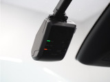 ◆ドライブレコーダー◆映像・音声などを記録する自動車用の装置です。 もしもの事故の際の記録はもちろん、旅行の際の思い出としてドライブの映像を楽しむことができます。