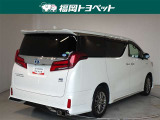 色は人気のホワイトパールクリスタルシャインです。