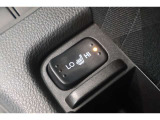シートヒーター装備付き車!!座席に埋め込まれた電熱線によりシートを暖めることが出来る装備で、温められたシートは、寒い冬には最適です!!