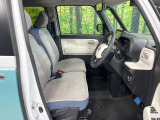 運転席シート廻りは使用感も少なく、良好な状態となっています。丁寧に使われていたことがよくわかりますね。