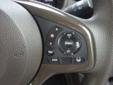 Hondaセンシングの機能のひとつ、アダプティブクルーズコントロール付!アクセルから足を離しても設定したスピードと前車との車間を保ち走行してくれます!車線維持もアシスト☆高速道路で疲労軽減ですね☆