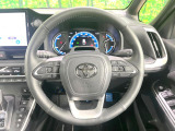 【純正革巻きステアリング】上質な革を使用することで、手にしっかり馴染みとても運転しやすいハンドルです♪