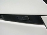 サポカーは、高齢運転者を含めたすべてのドライバーによる交通事故の発生防止・被害軽減対策の一環として、国が推奨する新しい自動車安全コンセプトです。詳しくは販売店スタッフまでおたずねください。
