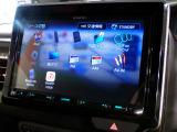 CD、DVD、Bluetooth、AM、FM、AUX、スマートフォン接続ができます。