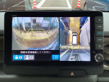 後方確認はバックカメラにお任せ♪後退時に便利で、駐車が楽になります♪