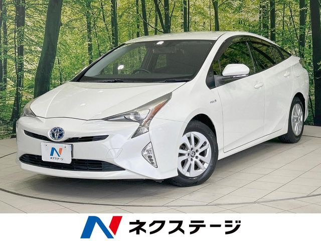 トヨタ プリウス 