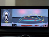 パノラミックビューモニター付きで、車両の周囲を確認することができるので安心できますね♪