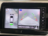 【アラウンドビューモニター】車を上から見下ろしているかのような映像で周囲の状況がひと目で確認、狭い駐車場に駐車するときも安心です♪♪障害物などがあると警告音がなりますので安心して駐車が出来ます★