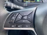 ■ステアリングスイッチ■ハンドル手元でオーディオの操作が簡単に出来ます。運転中でもナビまで手を伸ばさずに操作が出来て安心です。