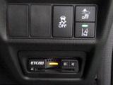 ETC付。ご納車後すぐにお使い頂けるようセットアップしてのお渡しとなります。【横滑り防止装置・衝突被害軽減ブレーキ】などドライバーの安全運転をさらにアシストしてくれる装備が充実しています。