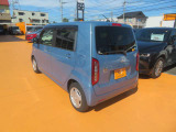 左後ろからの画像です!日々お買い得車両続々入庫しております!