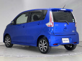 【ワイド保証】日産販売店の中古車には、無料で保証が付いています。走行距離無制限で、無料保証期間は1年間から。品質に自信があるから実現した、日産ならではの保証です。