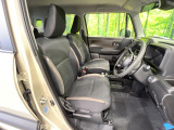 運転席シート廻りは使用感も少なく、良好な状態となっています。丁寧に使われていたことがよくわかりますね。
