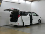 お客様のお車探しを一生懸命お手伝いさせて頂きます!ご要望、ご不明な点・ご質問がございましたら、どうぞお気軽にお問い合わせ下さい!