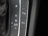 駐車支援システム&ldquo;Park Assist&rdquo;は、縦列駐車、後退または前進 して横列駐車をする際のステアリング操作を自動で行い、スムーズ な駐車を補助します。