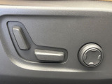 【パワーシート】スイッチ一つで簡単にシート位置の微調整が可能!電動だから力もいりません!自分に最適なシートポジションにセットして、快適なドライブをお楽しみください。